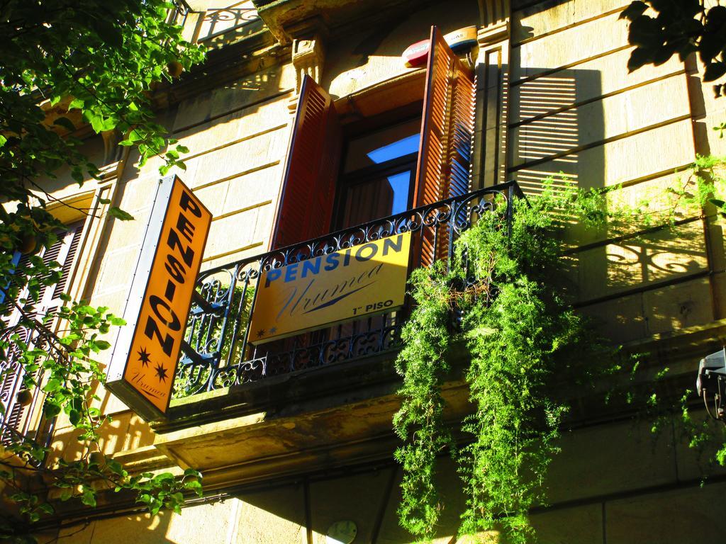 Pensión Urumea San Sebastian Bagian luar foto